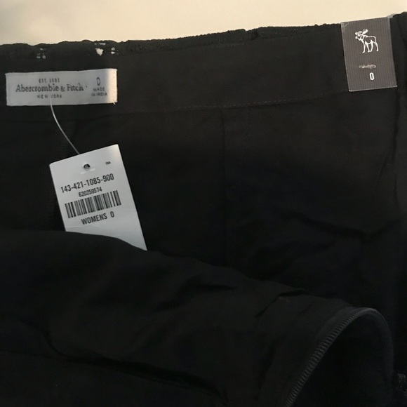 Abercrombie & Fitch Black over the knee lace skirt - Picture 3 of 4